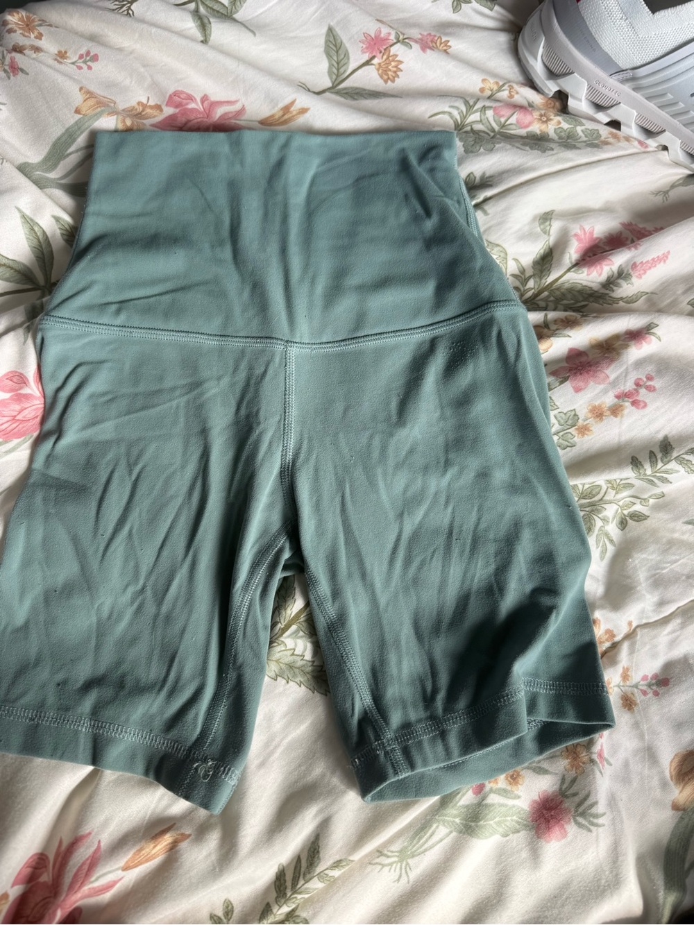 lululemon athletica High-Rise Bike Shorts in Sage Green